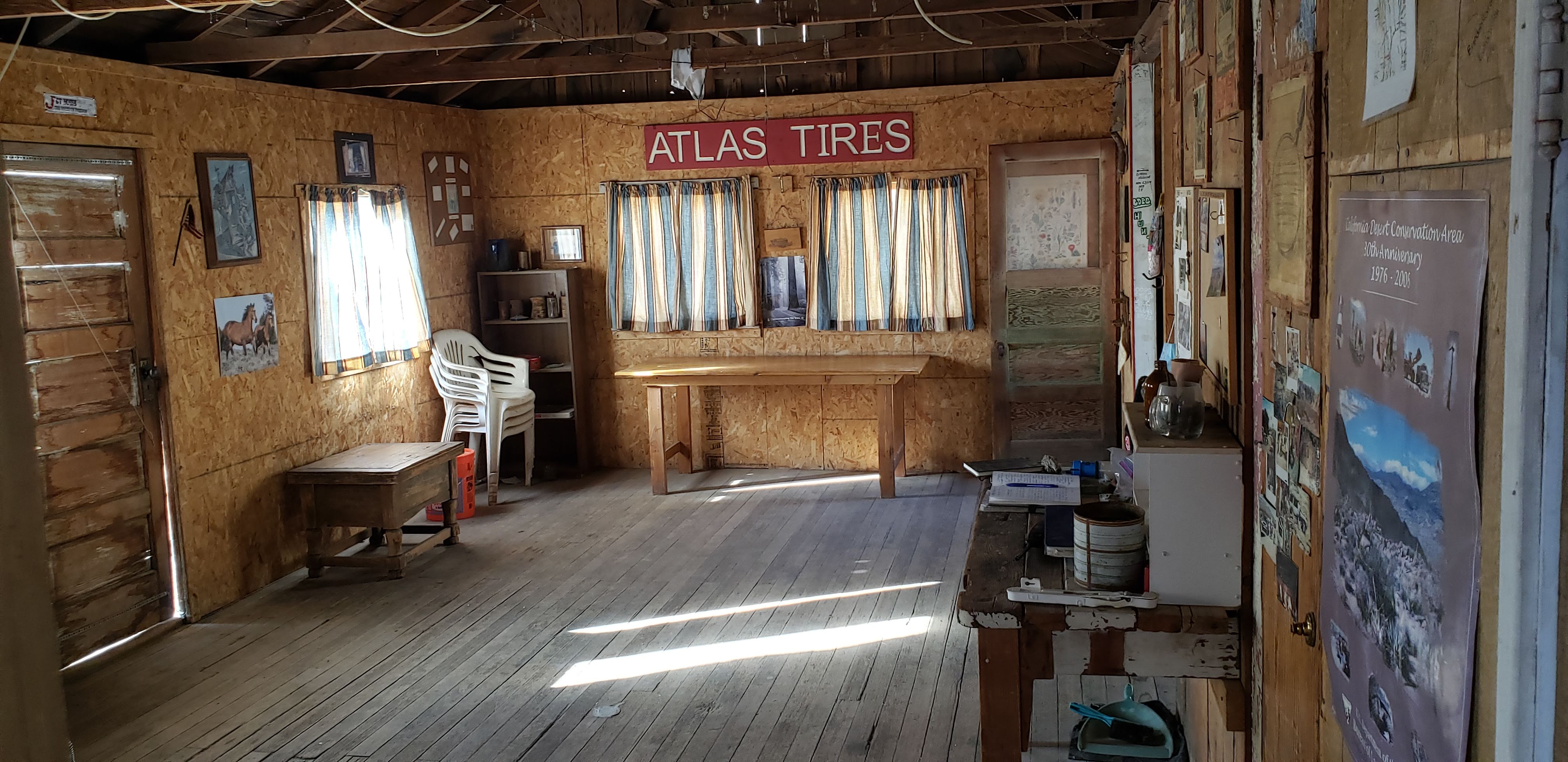 The primary room in the cabin.
